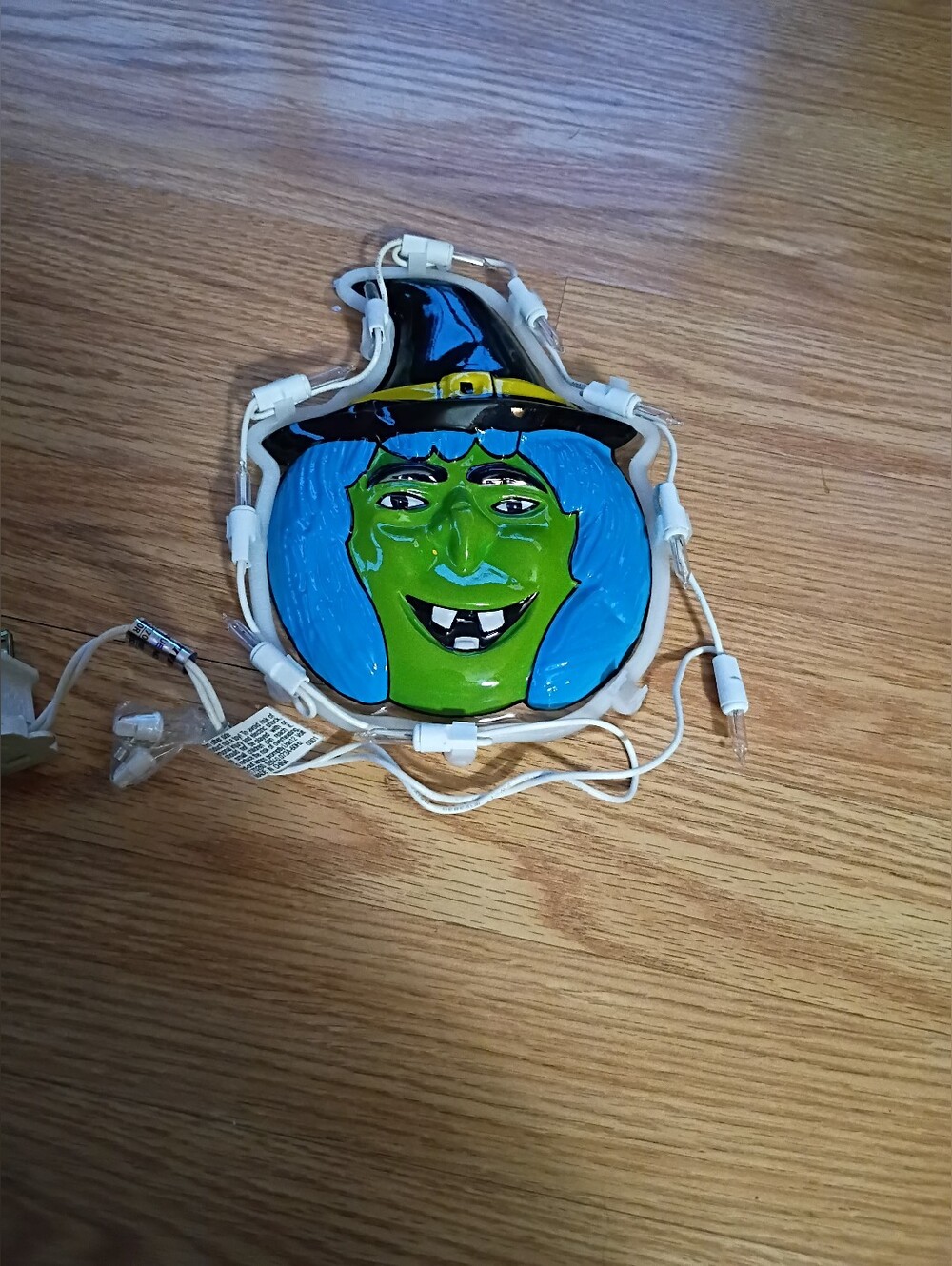 Vintage Light Up Witch Face
